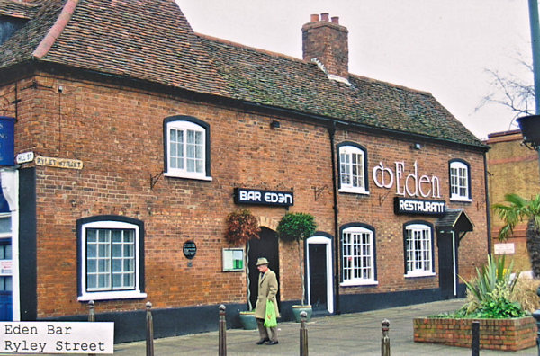 Eden Bar