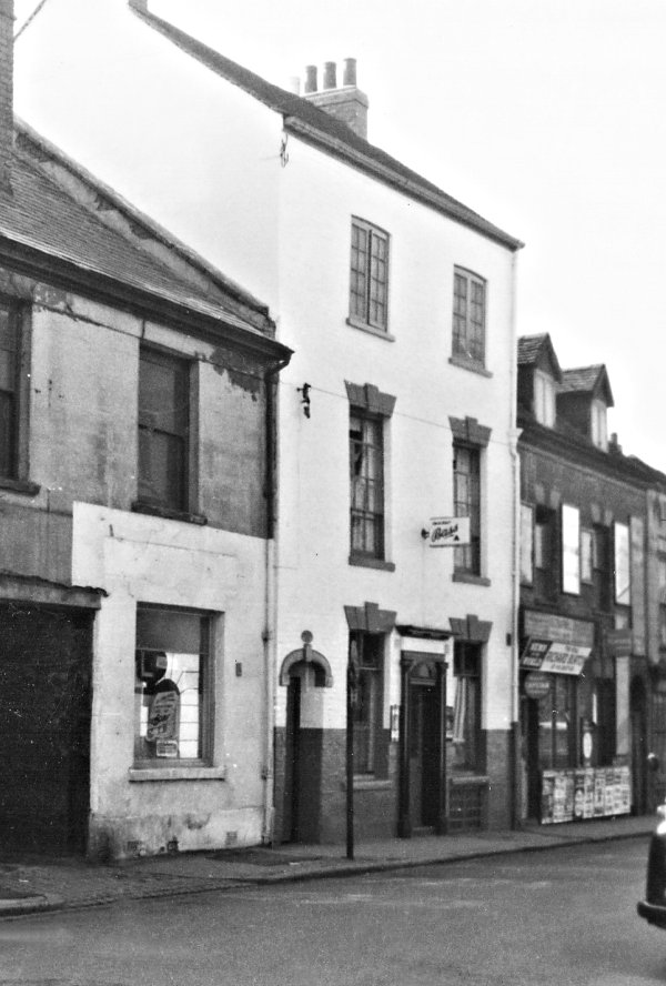 Greyhound, Much Park Street