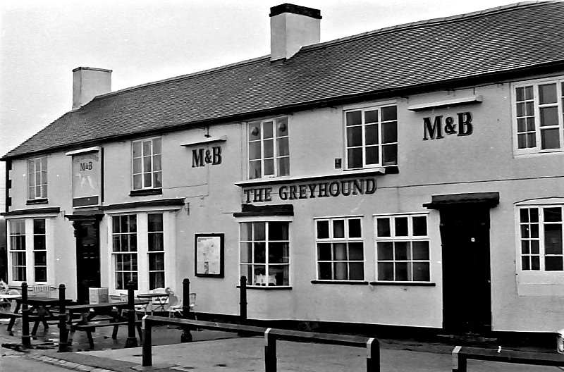 Greyhound, Sutton Stop
