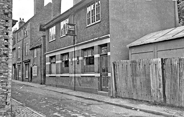 O' Rare Ben Johnson, St. John St