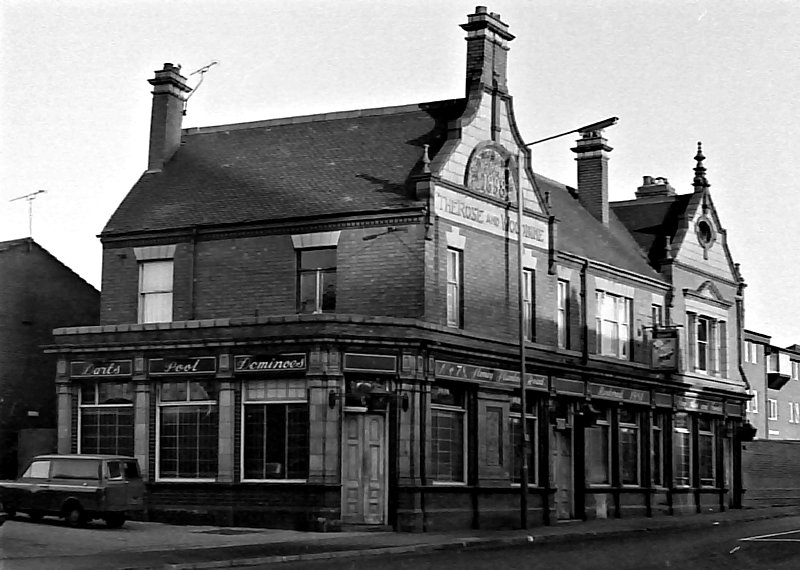 Rose and Woodbine, Stoney Stanton Rd