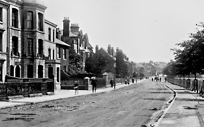 White Lion Gosford Green Old