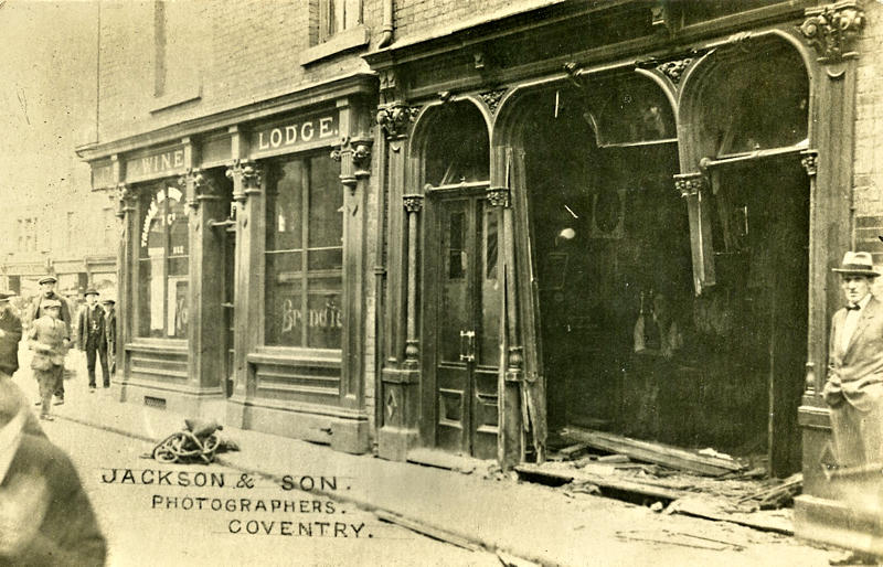Wine Lodge, Well St, 1919